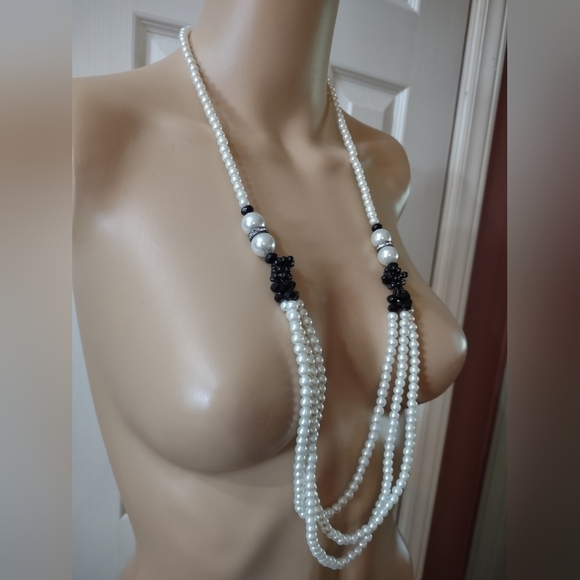 ESTATE women's beaded faux pearl necklace - Picture 3 of 3